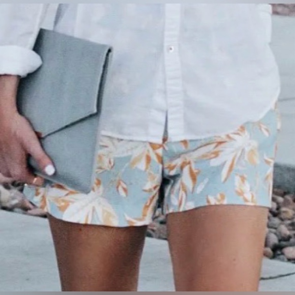 H&M Preppy & Tropical Resortwear Women's Sz 8 3” Shorts